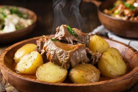 Тушеная картошка с мясом рецепт