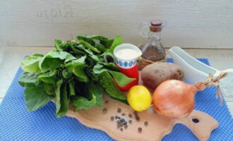Подготавливаем продукты согласно списку.