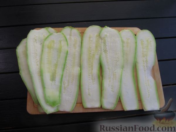 Кабачки в панировке, запечённые с сыром